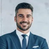 André